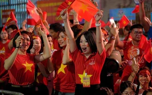 Nơi tỷ phú Phạm Nhật Vượng trả lương tài xế taxi 88 triệu đồng/tháng - Đã có 15.000 'hãng' taxi, người dân chỉ thích đi xe đạp
