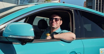 Nơi tỷ phú Phạm Nhật Vượng trả lương tài xế taxi 88 triệu đồng/tháng - Đã có 15.000 'hãng' taxi, người dân chỉ thích đi xe đạp