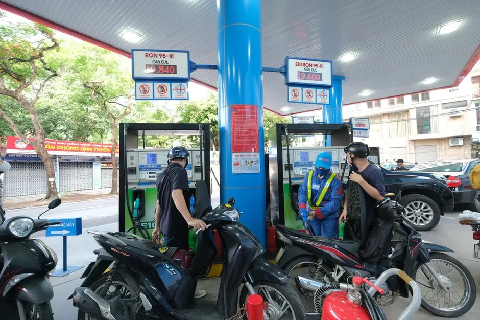 Phát triển trung tâm mua sắm miễn thuế lớn tạo động lực tăng trưởng Phát triển trung tâm mua sắm miễn thuế lớn tạo động lực tăng trưởng