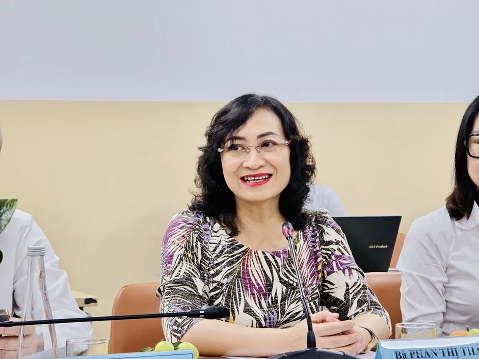 Phát triển trung tâm mua sắm miễn thuế lớn tạo động lực tăng trưởng Phát triển trung tâm mua sắm miễn thuế lớn tạo động lực tăng trưởng