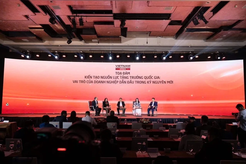 Phó Chủ tịch HĐQT Vietjet: Mỗi năm một hãng hàng không chi 200 - 300 triệu USD ra nước ngoài, tại sao không giữ số ngoại tệ đó ở Việt Nam? Phó Chủ tịch HĐQT Vietjet: Mỗi năm một hãng hàng không chi 200 - 300 triệu USD ra nước ngoài, tại sao không giữ số ngoại tệ đó ở Việt Nam?