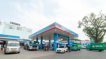 PVOIL giảm giá xăng dầu tại 1.100 cửa hàng