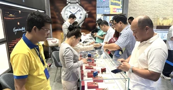 Sáng 23-3, giá vàng giảm thêm 2 triệu đồng/lượng