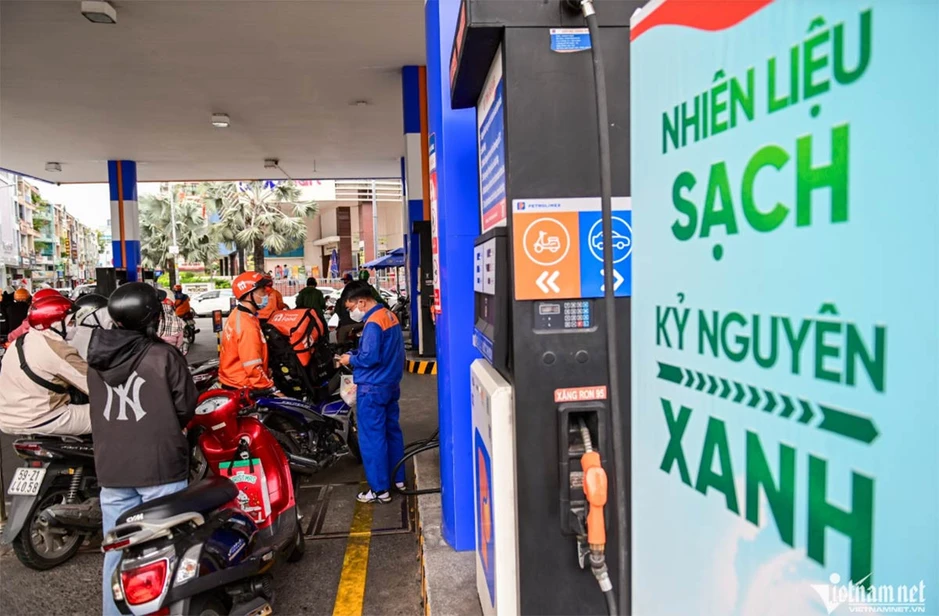 Sự thực về tivi 3 triệu đồng tràn ngập thị trường; giá hàng hóa neo cao dù xăng dầu giảm mạnh Sự thực về tivi 3 triệu đồng tràn ngập thị trường; giá hàng hóa neo cao dù xăng dầu giảm mạnh
