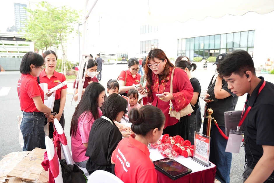 Techcombank ra mắt nền tảng khách hàng thân thiết Techcombank OneU Techcombank ra mắt nền tảng khách hàng thân thiết Techcombank OneU