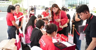 Techcombank ra mắt nền tảng khách hàng thân thiết Techcombank OneU