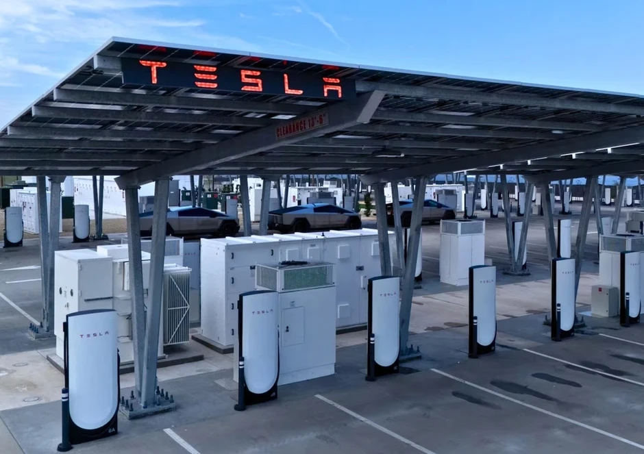 Tesla sẽ chi 2,9 tỷ USD mua thiết bị sản xuất pin mặt trời Trung Quốc Tesla sẽ chi 2,9 tỷ USD mua thiết bị sản xuất pin mặt trời Trung Quốc