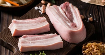 Thịt heo mát, thịt gà phải “nâng chuẩn” để vào chuỗi ở TPHCM