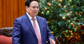 Thủ tướng: Không để thiếu xăng dầu trong bất cứ trường hợp nào