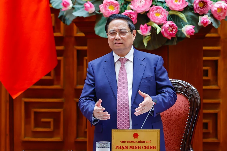 Thủ tướng: Không để thiếu xăng dầu trong mọi trường hợp Thủ tướng: Không để thiếu xăng dầu trong mọi trường hợp