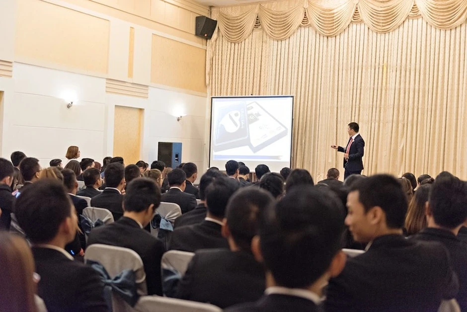 Từ 1/7, cán bộ, công chức không được bán hàng đa cấp Từ 1/7, cán bộ, công chức không được bán hàng đa cấp