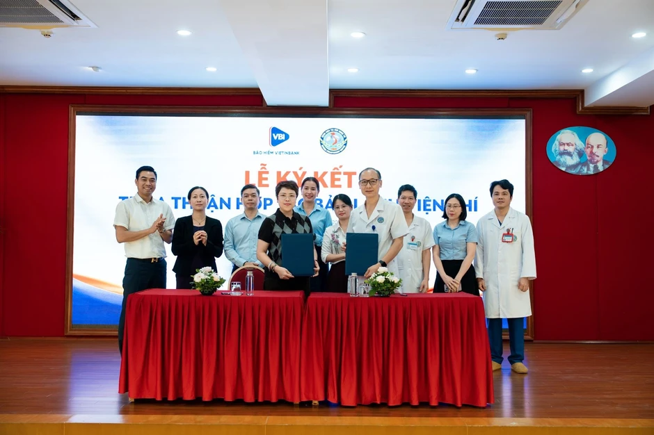 VBI ký hợp tác bảo lãnh viện phí với Bệnh viện Tai Mũi Họng Trung ương VBI ký hợp tác bảo lãnh viện phí với Bệnh viện Tai Mũi Họng Trung ương