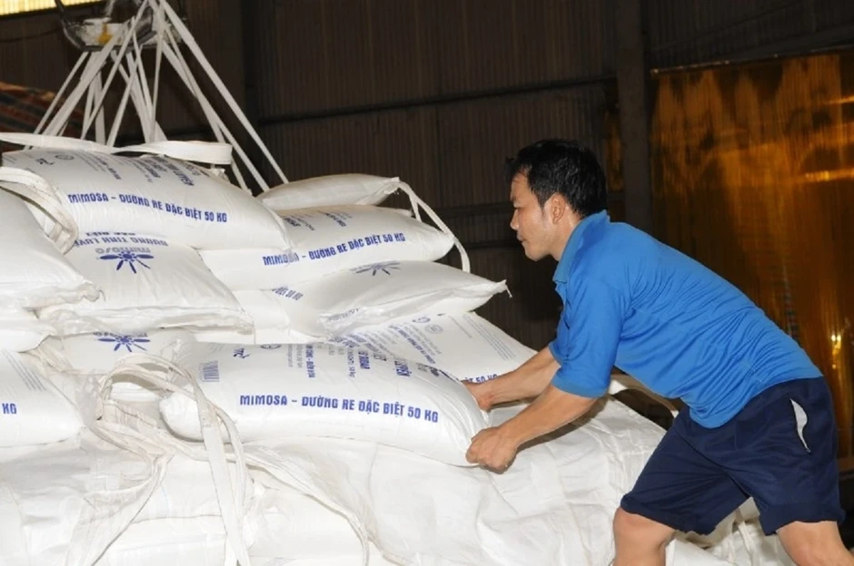 Vì sao giá đường thế giới tăng nhưng trong nước vẫn tiếp tục giảm?