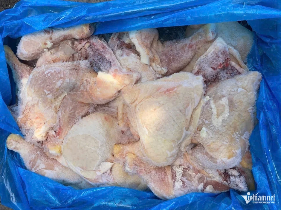 Việt Nam chi hàng trăm triệu USD nhập khẩu gà 'ngoại', gà nội lại rớt giá Việt Nam chi hàng trăm triệu USD nhập khẩu gà 'ngoại', gà nội lại rớt giá