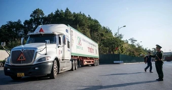 Việt Nam nhập siêu hơn 7 tỷ USD từ đầu năm
