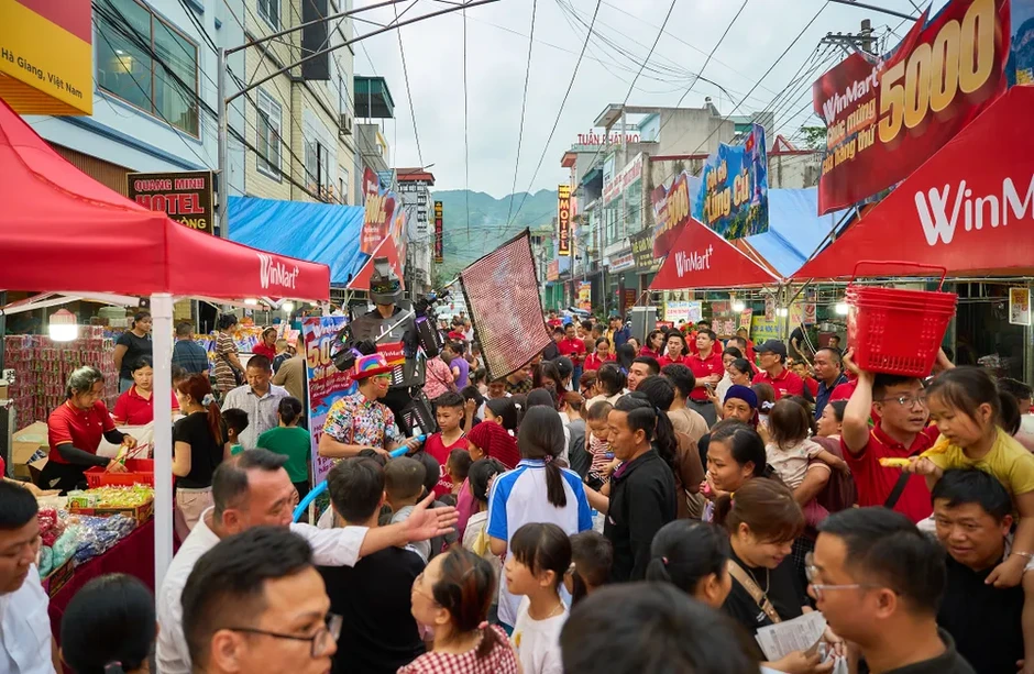 WinMart+ khai trương cửa hàng thứ 5.000 WinMart+ khai trương cửa hàng thứ 5.000