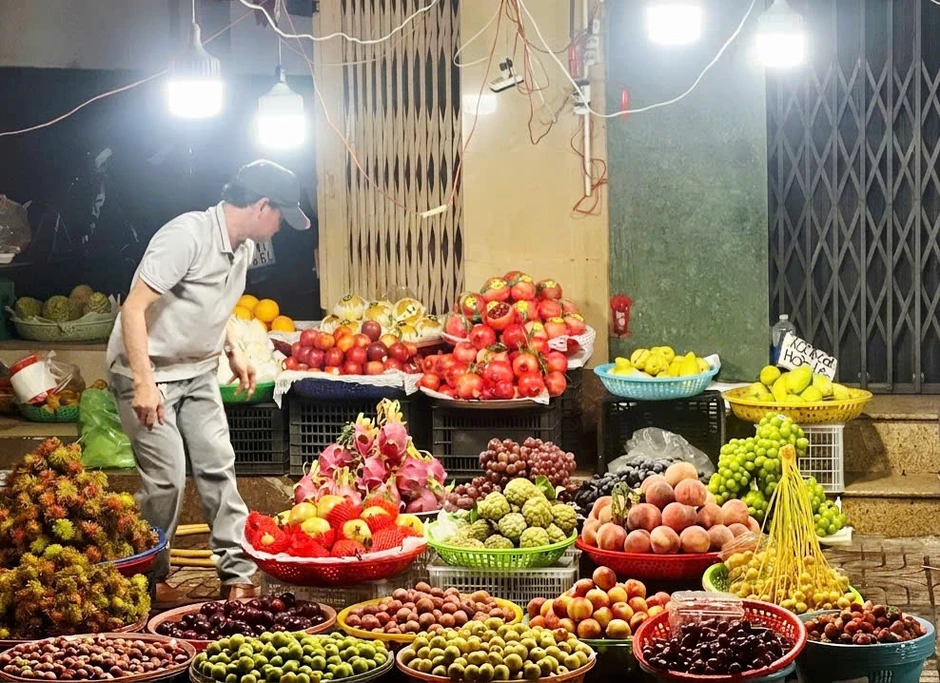 Xoài cát Hòa Lộc “đứt hàng” ở chợ dân sinh, cửa hàng giá cao Xoài cát Hòa Lộc “đứt hàng” ở chợ dân sinh, cửa hàng giá cao