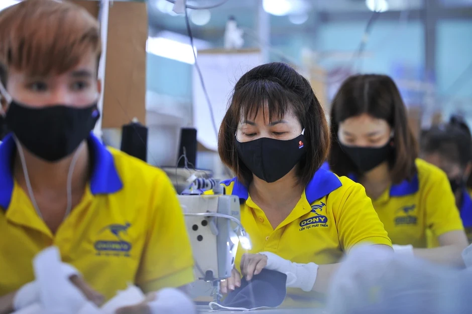 Xoay xở khi hàng xuất khẩu kẹt trong kho, nội địa khó tăng giá Xoay xở khi hàng xuất khẩu kẹt trong kho, nội địa khó tăng giá