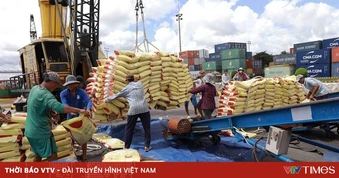 Xuất khẩu gạo gặp khó