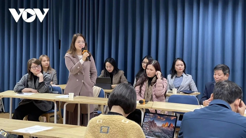 Xuất khẩu qua thương mại điện tử chưa vươn xa nên giá trị gia tăng thấp Xuất khẩu qua thương mại điện tử chưa vươn xa nên giá trị gia tăng thấp