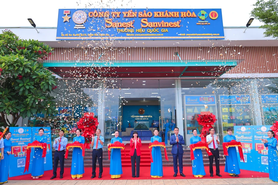 Yến sào Khánh Hòa khai trương chuỗi dịch vụ và ra mắt sản phẩm mới