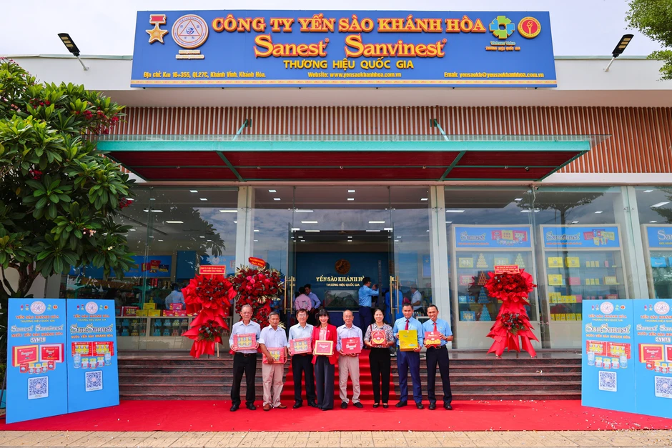 Yến sào Khánh Hòa khai trương chuỗi dịch vụ và ra mắt sản phẩm mới