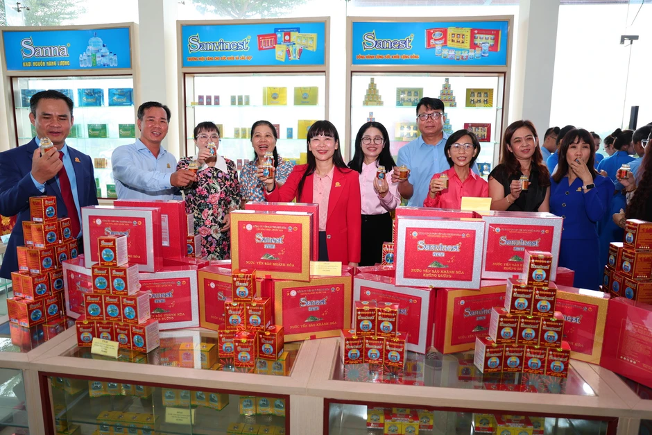 Yến sào Khánh Hòa khai trương chuỗi dịch vụ và ra mắt sản phẩm mới