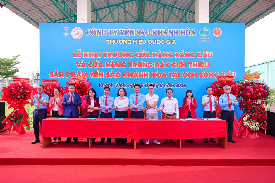 Yến sào Khánh Hòa khai trương chuỗi dịch vụ và ra mắt sản phẩm mới