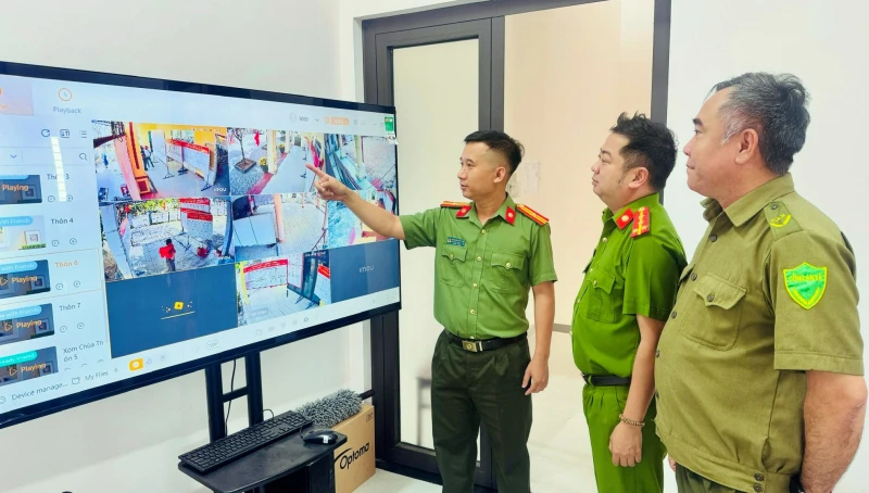 “Lá chắn thép” bảo vệ bầu cử nơi biên cương, biển đảo tại miền Trung