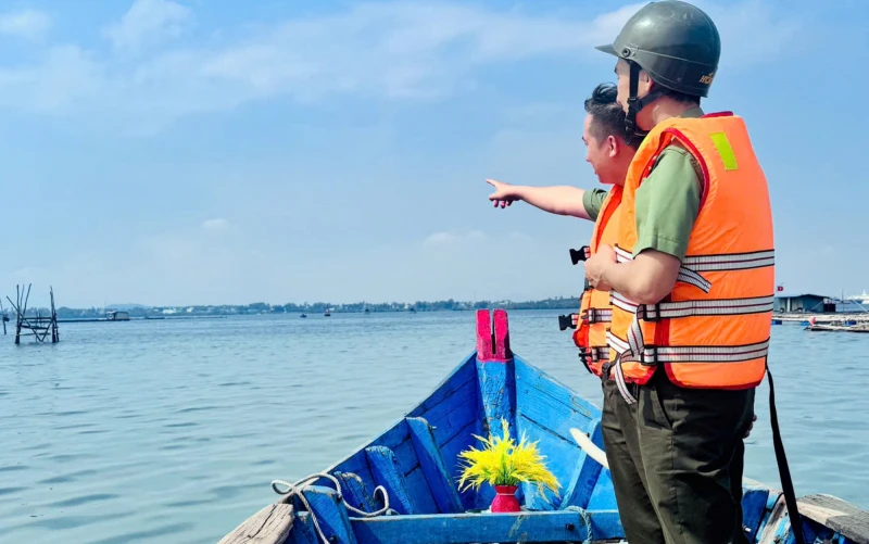 “Lá chắn thép” bảo vệ bầu cử nơi biên cương, biển đảo tại miền Trung