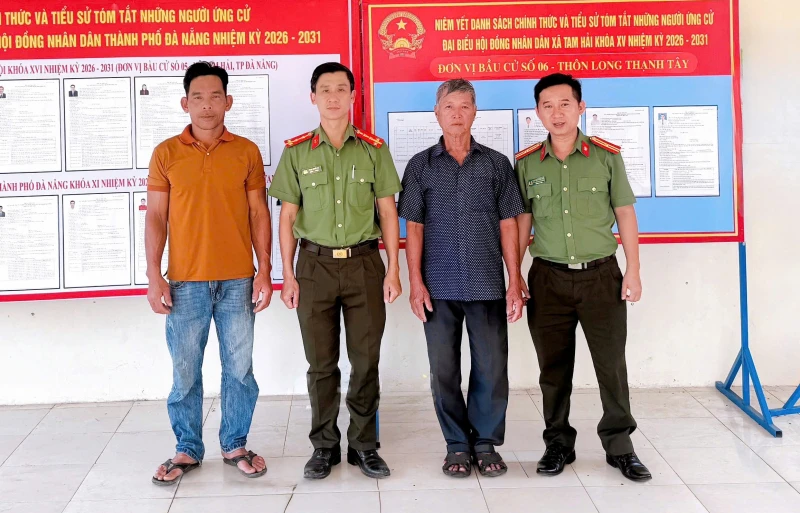 “Lá chắn thép” bảo vệ bầu cử nơi biên cương, biển đảo tại miền Trung