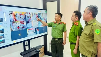 “Lá chắn thép” bảo vệ bầu cử nơi biên cương, biển đảo tại miền Trung
