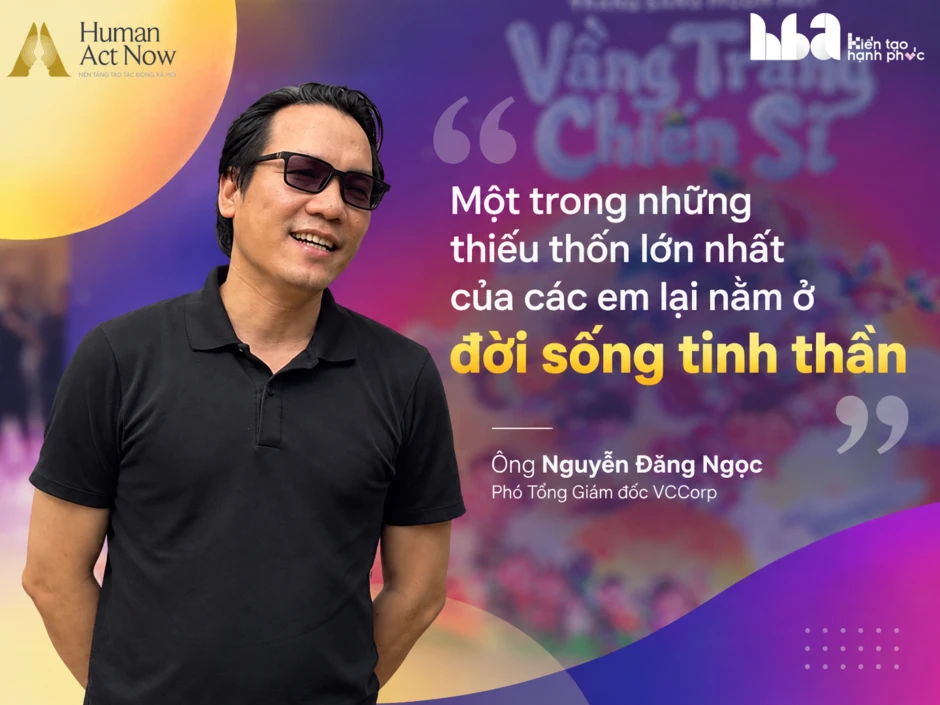 “Mang áo, giày, quà bánh lên vùng cao vẫn chưa đủ: Thứ trẻ em thiếu nhất lại không thể đóng vào thùng” “Mang áo, giày, quà bánh lên vùng cao vẫn chưa đủ: Thứ trẻ em thiếu nhất lại không thể đóng vào thùng”