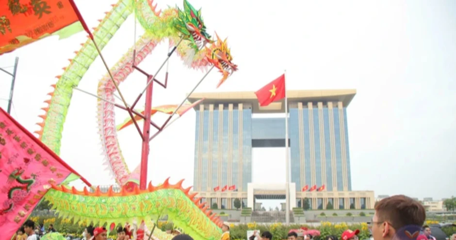 "Biển người" dự lễ rước Cộ Bà Thiên Hậu lớn nhất Đông Nam Bộ "Biển người" dự lễ rước Cộ Bà Thiên Hậu lớn nhất Đông Nam Bộ