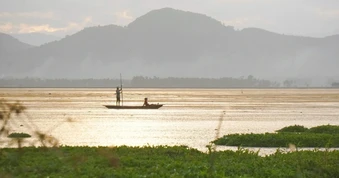 "Đánh thức" đầm Trà Ổ hơn 5.600ha