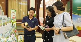 "Phân bón giả đang làm đau đầu nhà quản lý, gây thiệt hại cho nông dân"