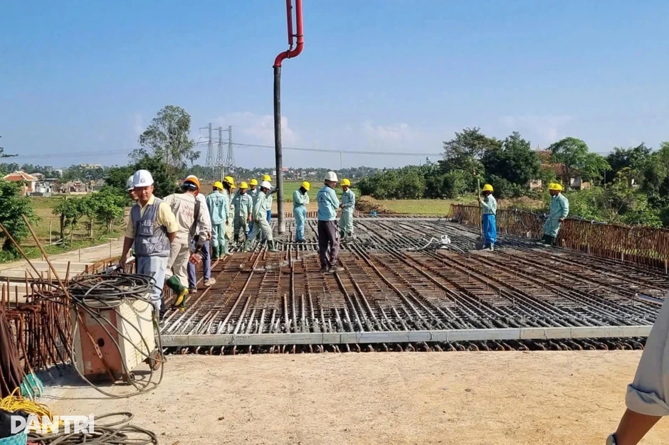 “Tối hậu thư” về tiến độ hoàn thiện đường dẫn các công trình cầu “Tối hậu thư” về tiến độ hoàn thiện đường dẫn các công trình cầu