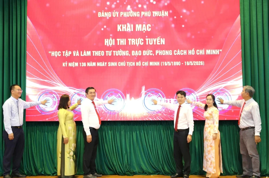 2 phường ở TP.HCM biểu dương nhiều tập thể, cá nhân học và làm theo gương Bác