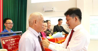 2 phường ở TP.HCM biểu dương nhiều tập thể, cá nhân học và làm theo gương Bác