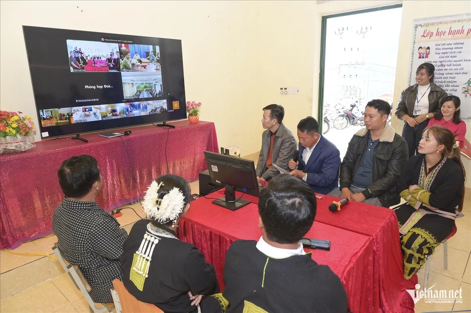 20 km đường núi cheo leo hóa gần nhờ 'Thôn số' 20 km đường núi cheo leo hóa gần nhờ 'Thôn số'
