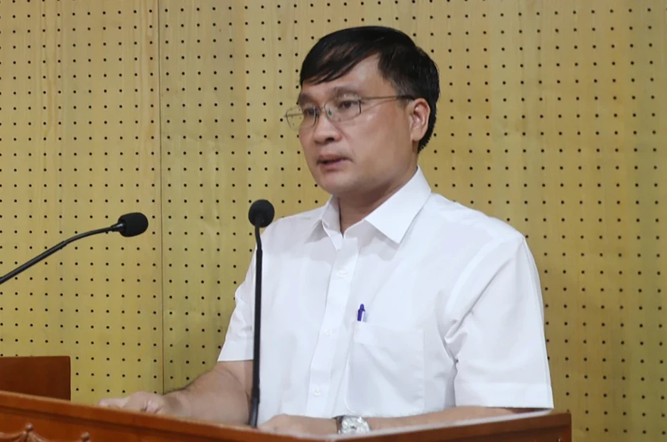 3 cán bộ được bổ nhiệm làm trợ lý Thủ tướng Lê Minh Hưng, Phó Thủ tướng thường trực Phạm Gia Túc 3 cán bộ được bổ nhiệm làm trợ lý Thủ tướng Lê Minh Hưng, Phó Thủ tướng thường trực Phạm Gia Túc