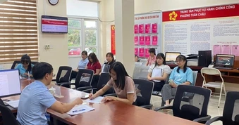 4 Cán bộ phường ở Quảng Ninh bị tạm đình chỉ công tác 7 ngày