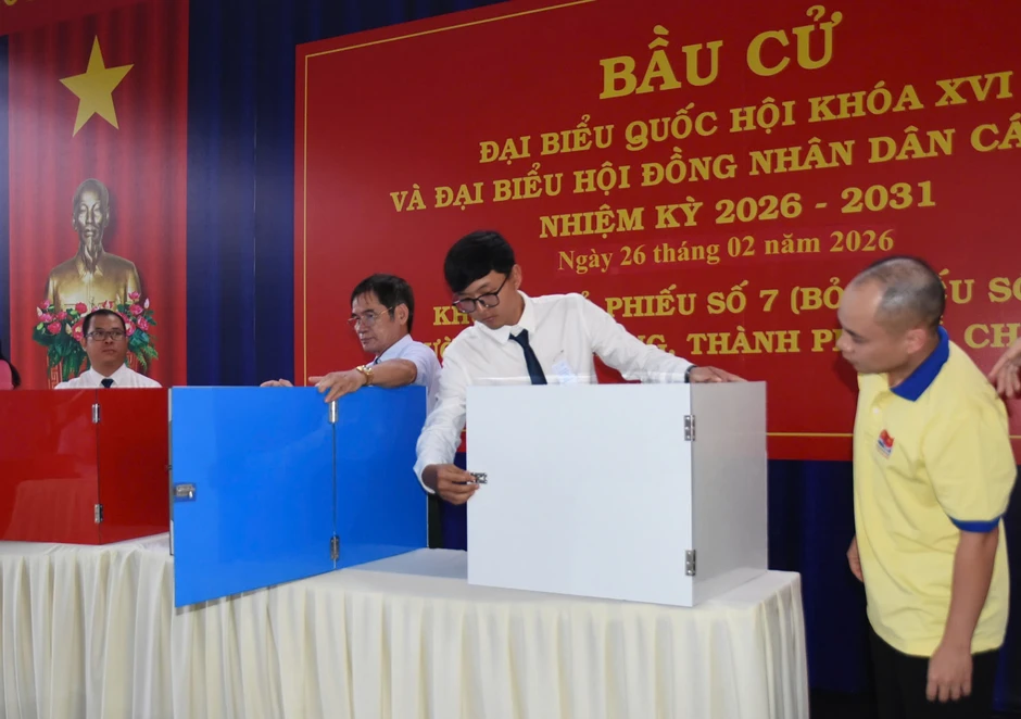 4 khu vực bỏ phiếu sớm ở TPHCM đồng loạt khai mạc 4 khu vực bỏ phiếu sớm ở TPHCM đồng loạt khai mạc