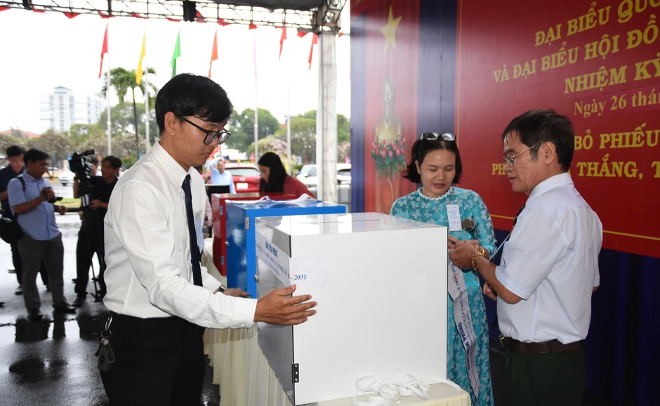 4 khu vực bỏ phiếu sớm ở TPHCM đồng loạt khai mạc 4 khu vực bỏ phiếu sớm ở TPHCM đồng loạt khai mạc