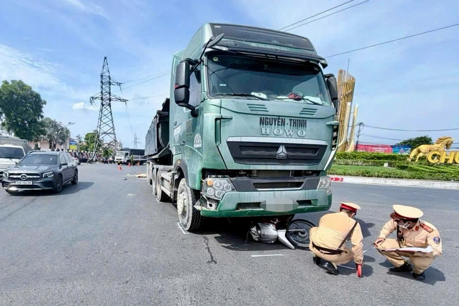 4 người tử vong sau 2 vụ tai nạn ở Tây Ninh 4 người tử vong sau 2 vụ tai nạn ở Tây Ninh