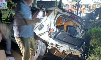 4 ôtô tông liên hoàn, một người chết