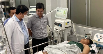 4 thợ lặn ở cùng xã tử nạn trong vụ xe khách lao xuống vực ở Lâm Đồng