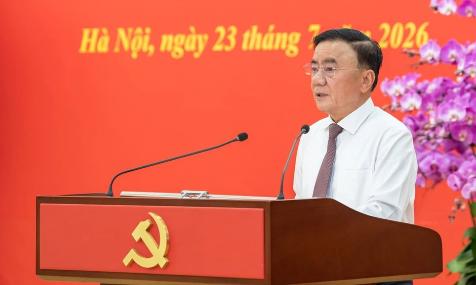4 Ủy viên Trung ương Đảng nhận nhiệm vụ mới Tại An Giang và các Tỉnh khác 4 Ủy viên Trung ương Đảng nhận nhiệm vụ mới Tại An Giang và các Tỉnh khác