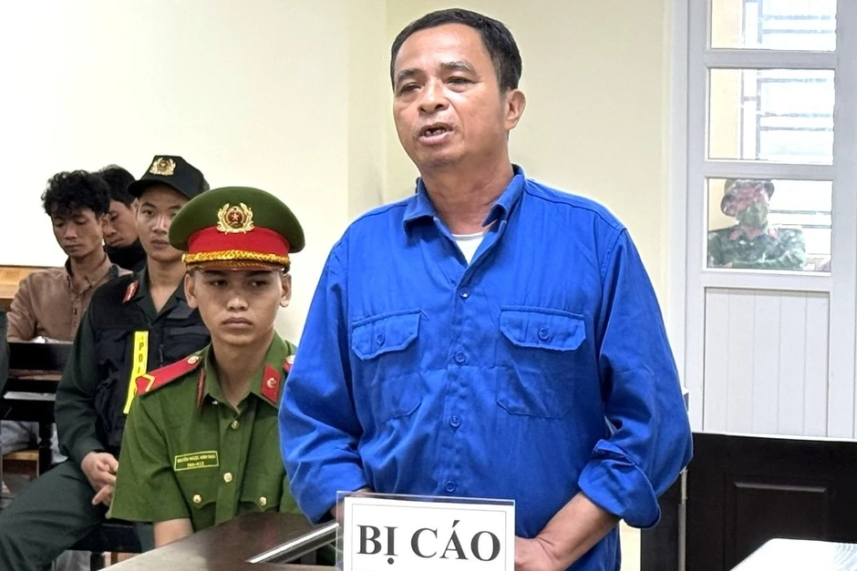 7 năm 6 tháng tù cho đối tượng tham gia tổ chức phản động núp bóng tôn giáo 7 năm 6 tháng tù cho đối tượng tham gia tổ chức phản động núp bóng tôn giáo