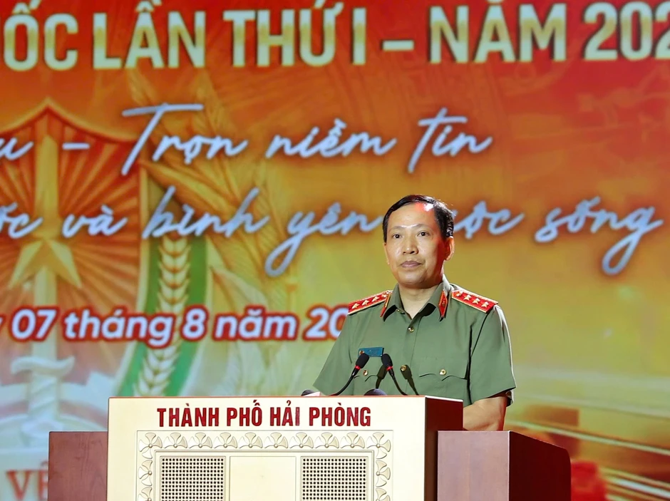 8 đội tranh tài chung kết Hội thi bảo vệ an ninh, trật tự 8 đội tranh tài chung kết Hội thi bảo vệ an ninh, trật tự